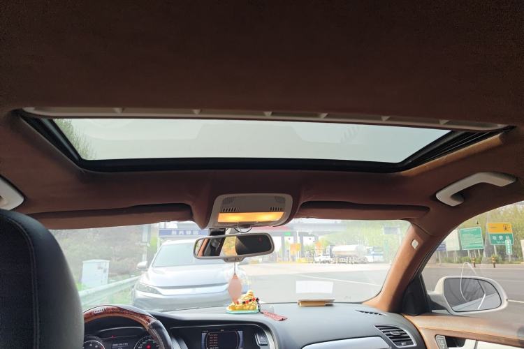 Used Audi A4L 2016 35 TFSI Collector's Edition Automatic Standard Model Headliner