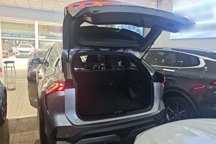 Used Geely Galaxy L7 2023 1.5T 55km PRO Trunk