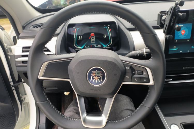 Used BYD Qin Pro 2019 Super Edition 1.5TI Manual Smart Connect Fierce Model China V Standard