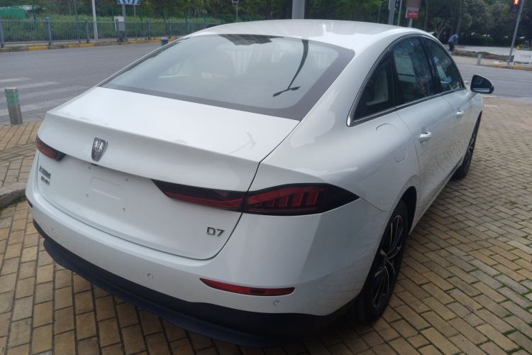 Used Roewe D7 2025 DMH 125km World Champion Edition Rear Right 45 Deg