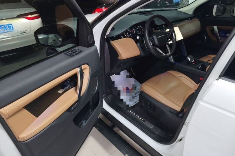 Used Land Rover Discovery Sport 2024 Luxury Custom Edition Driver Seat