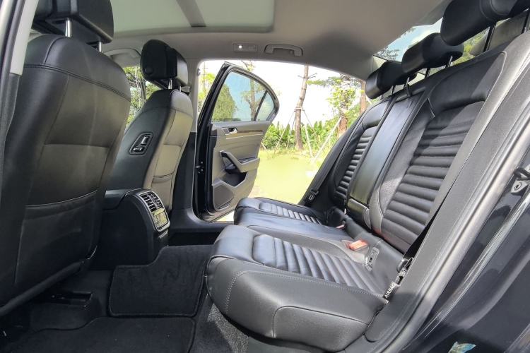 Used Volkswagen Magotan 2019 330TSI DSG Luxury Version China VI Standard
