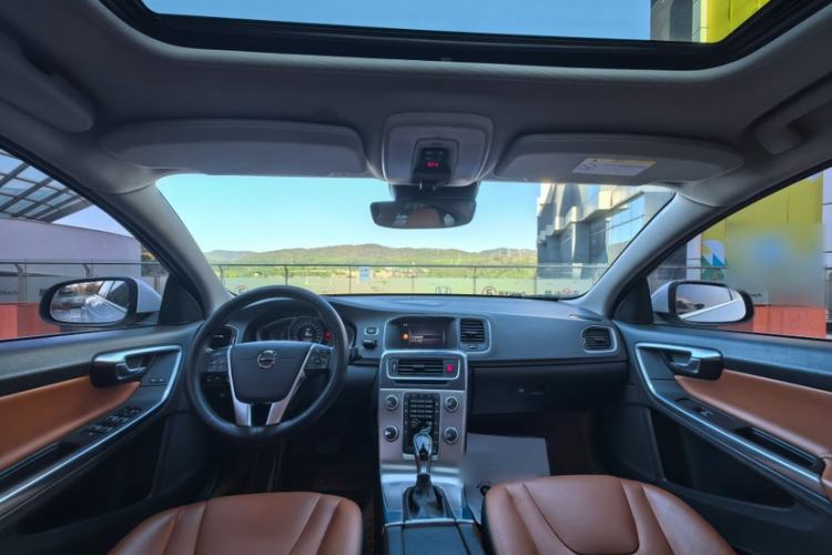 Used Volvo S60 2019 S60L Facelift T5 Intelligent Advanced Edition
