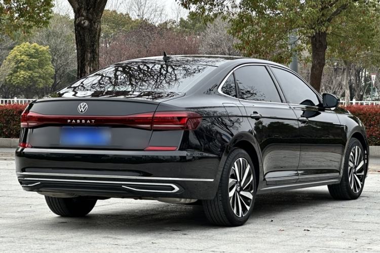 Used Volkswagen Passat 2024 380TSI Luxury Edition
