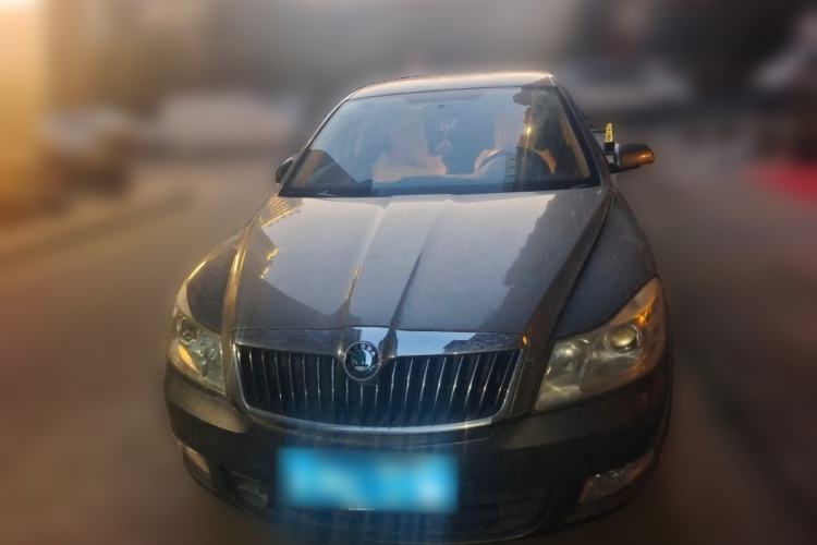 Used Skoda Octavia 2012 1.6L Manual Eado Edition Front