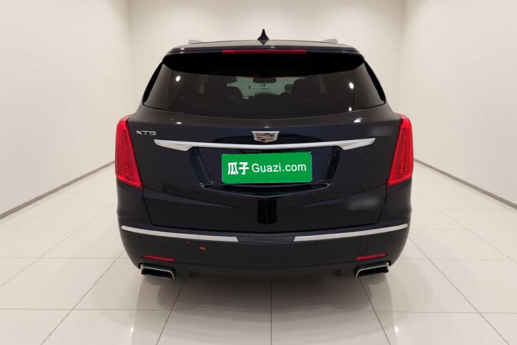 Used Cadillac XT5 2018 25T Luxury Model Exterior 4