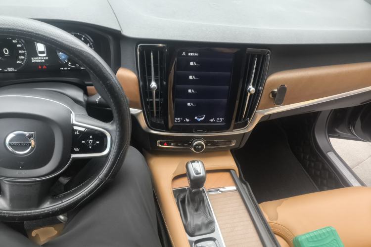 Used Volvo S90 2016 T6 AWD Zhiya Edition
