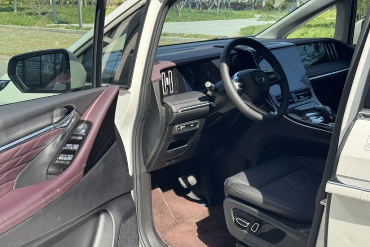 Used GAC Trumpchi M8 2024 Master Series 400T Prestige Edition