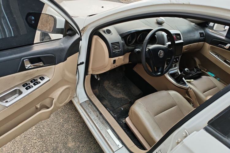 Used Brilliance H330 2013 1.5L Manual Comfort Model
