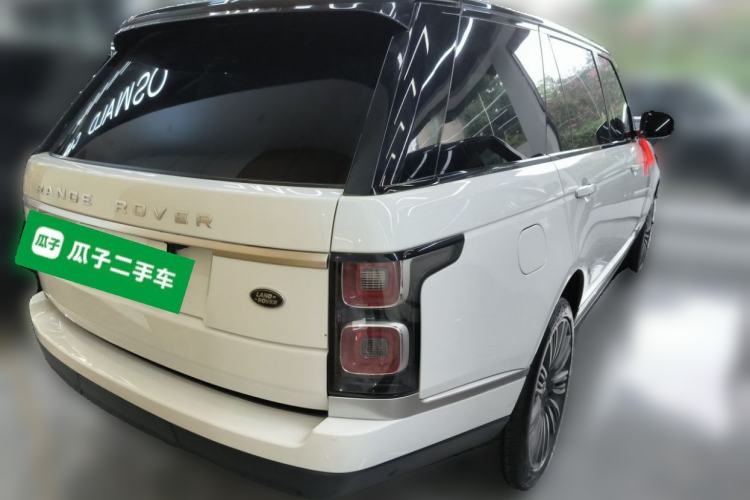 Used Land Rover Range 2022 3.0 L6 400 PS Prestige Extended Version
