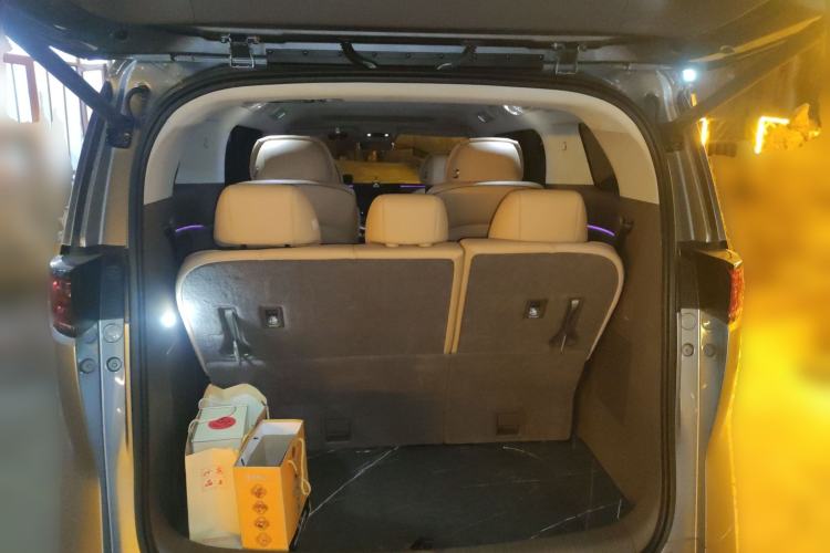 Used Denza D9 2022 DM-i 970 Four-Wheel Drive Flagship Model