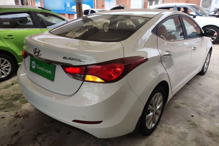 Used Hyundai Elantra (5th Generation / Langdong) 2016 1.6L Automatic Prestige Model Rear Right 45 Deg