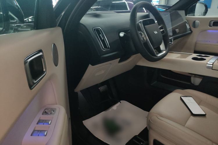 Used Li Auto L9 2022 Max model
