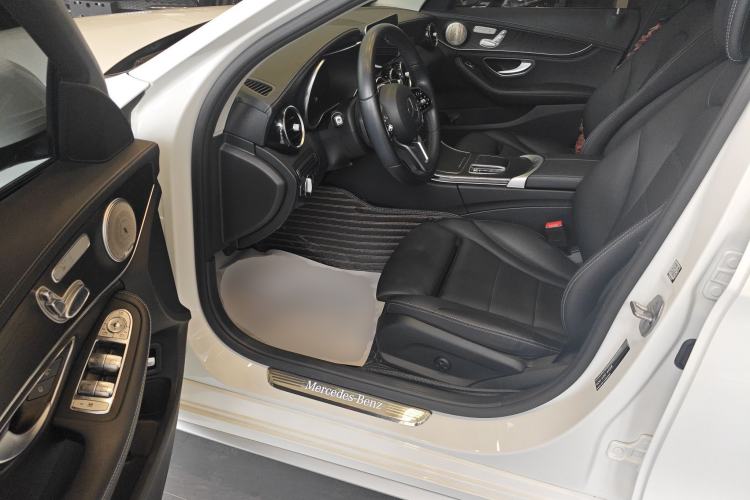 Used Mercedes-Benz C-Class 2019 Restyled C 260 L Sport Edition Driver Seat