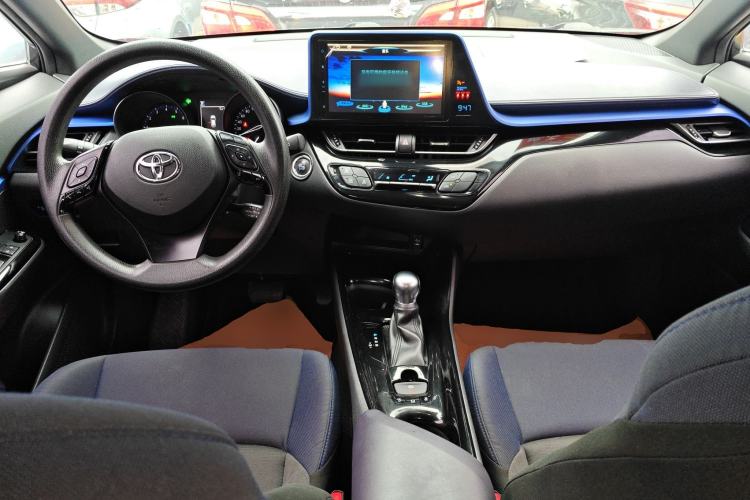 Used Toyota C-HR 2018 2.0L Leading Edition China V-standard