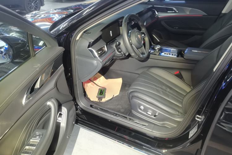 Used Hongqi H5 2024 2.0T Automatic Smart Connect Flagship Edition
