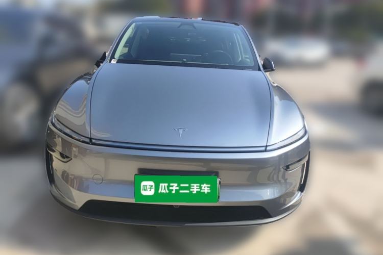 Used Tesla Model Y 2025 Rear-Wheel-Drive Version