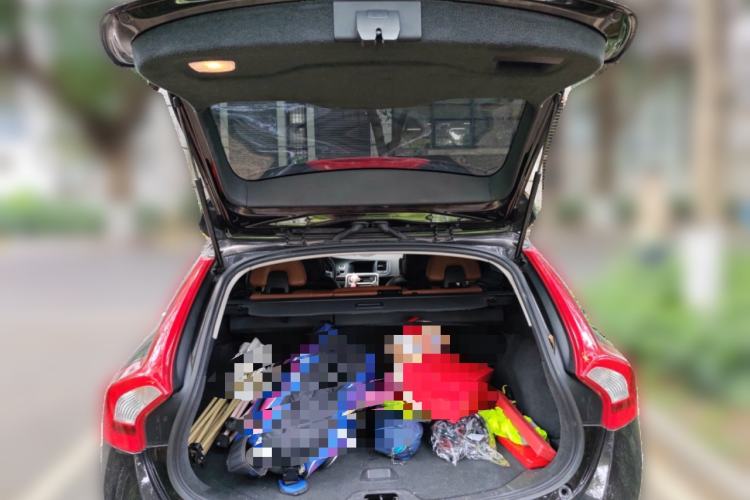 Used Volvo V60 2013 T5 Smart Edition Trunk