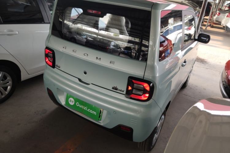 Used Geely Galaxy Panda 2024 Panda Mini 200km Endurance Bear
