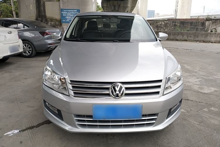 Used Volkswagen Santana 2015 1.4L Manual Comfort Edition