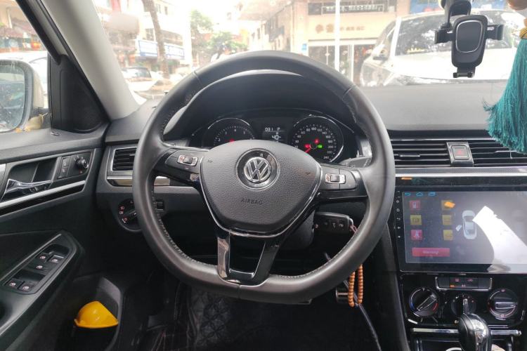 Used Volkswagen C-TREK 2018 1.5L Automatic Comfort Model Steering Wheel