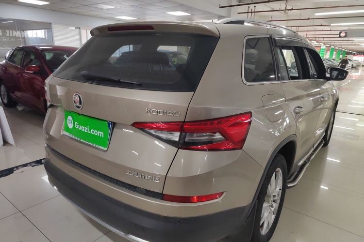 Used Skoda Kodiaq 2018 Facelifted TSI330 5-Seater Two-Wheel-Drive Luxury Enjoyment Edition