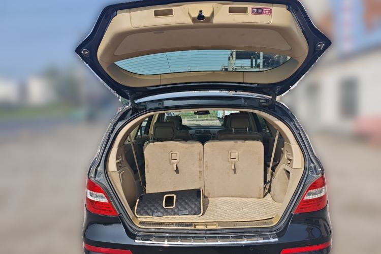 Used Mercedes-Benz R-Class 2011 R 350 L 4MATIC
