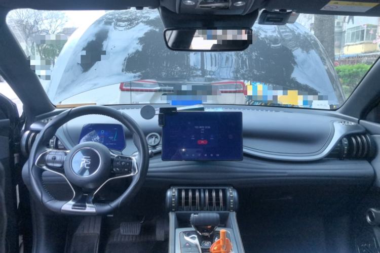 Used BYD Yuan PLUS 2024 Honor Edition 510KM Beyond Model Center Console