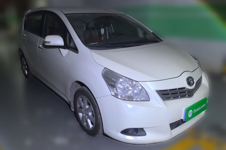 Used Toyota Verso 2014 Starlight 180E CVT Elite Edition