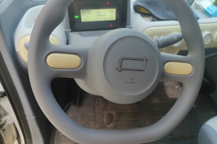 Used Bestune Pony 2024 170km Range Energizing Horse Steering Wheel