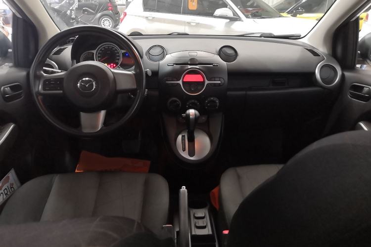 Used Mazda Mazda 2 2012 Hatchback Xuan Dong 1.5L Automatic Value Edition