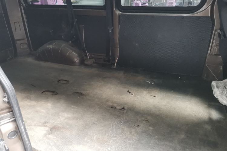 Used Foton Scenic G5 2020 2.0L Gasoline Commercial Version 6-Seater Multi-Purpose Passenger Vehicle 1TZS