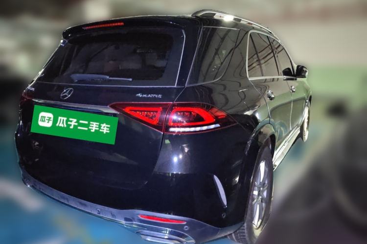 Used Mercedes-Benz GLE 2020 GLE 350 4MATIC Luxury Model Rear Right 45 Deg