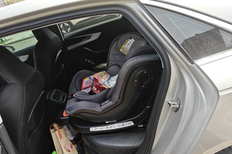 Used Audi A4L 2017 45 TFSI quattro Sport Edition
