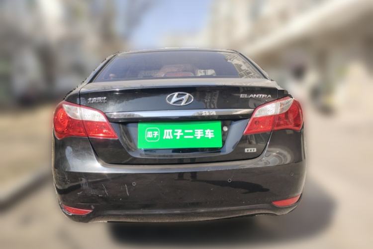 Used Hyundai Celesta 2011 1.6L Manual Luxury Model Rear