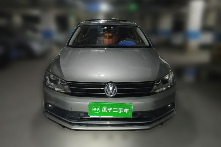 Used Volkswagen Sagitar 2015 230TSI Automatic Luxury Model