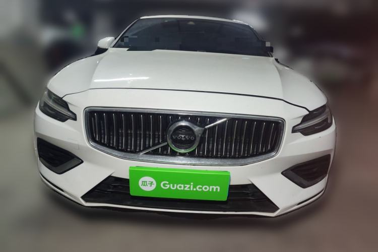 Used Volvo S60 2021 T4 Zhiyi Luxury Edition Front