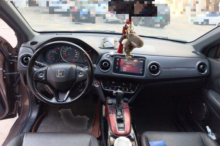 Used Honda XR-V 2015 1.8L VTi CVT Luxury Edition Center Console