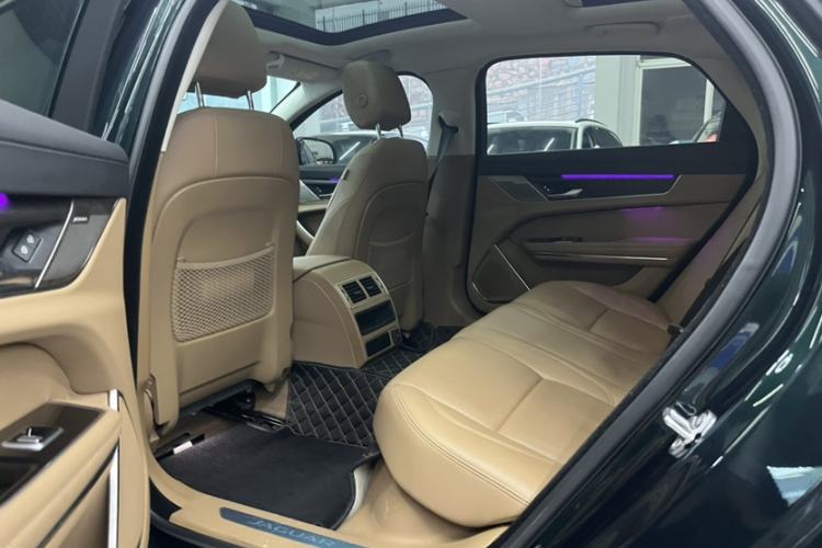 Used Jaguar XFL 2024 2.0T P250 Two-Wheel Drive Prestige Luxury Edition Exterior 9