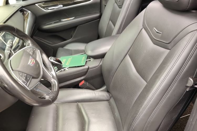 Used Cadillac XT5 2017 Anniversary Edition 28T Four-Wheel Drive Luxury Model