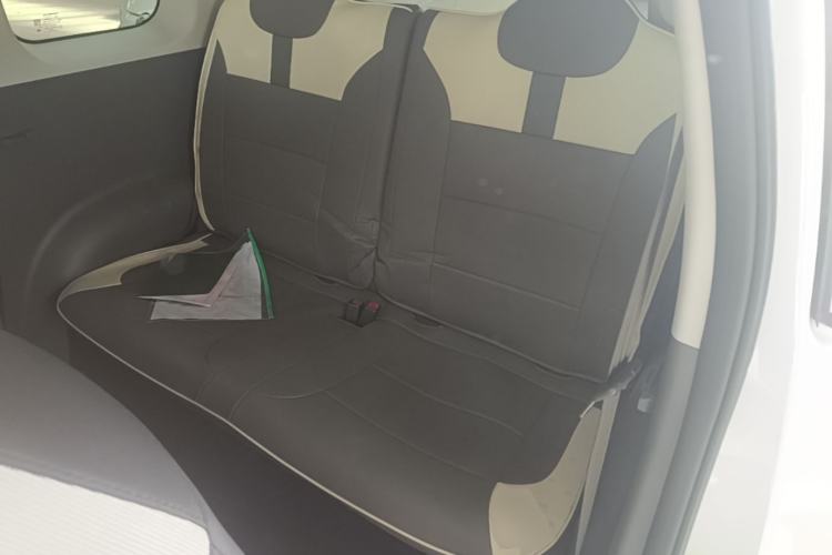 Used CHANGAN NEVO Lumin 2023 301km Honey Dew Edition