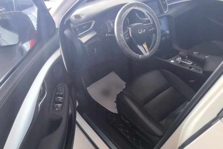 Used Infiniti QX50 2018 2.0T Two-Wheel Drive Fashion Edition