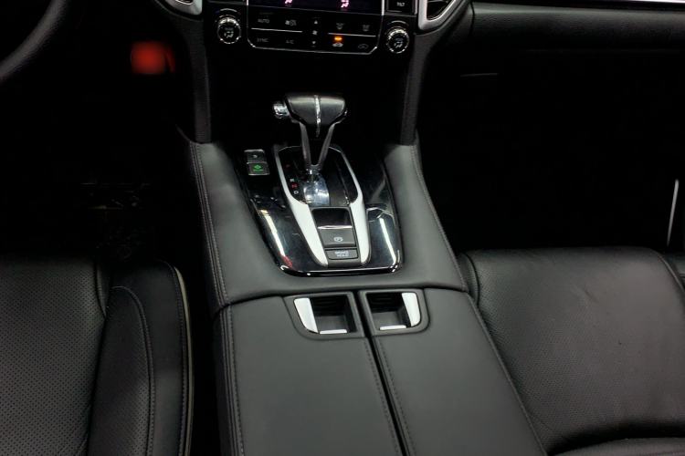 Used Honda UR-V 2017 240TURBO Two-Wheel Drive Classic Edition China V
