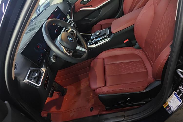 Used BMW i3 2024 eDrive 35 L