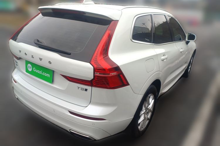 Used Volvo XC60 2019 T5 4x4 Smart Edition China V Standard