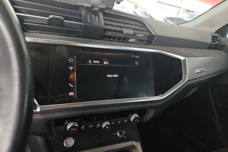 Used Audi Q3 2019 35 TFSI Fashion Dynamic Model