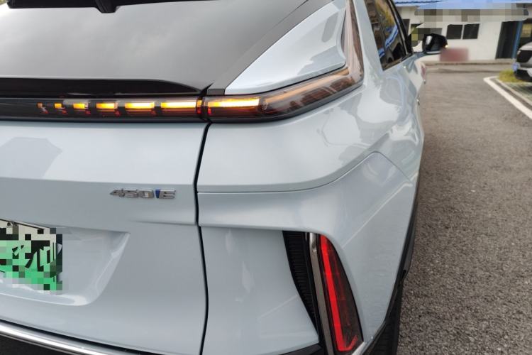 Used Cadillac LYRIQ 2022 Rear-Drive Long-Range Luxury Edition