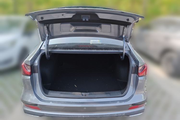 Used Roewe i5 2023 1.5L CVT Luxury Edition
