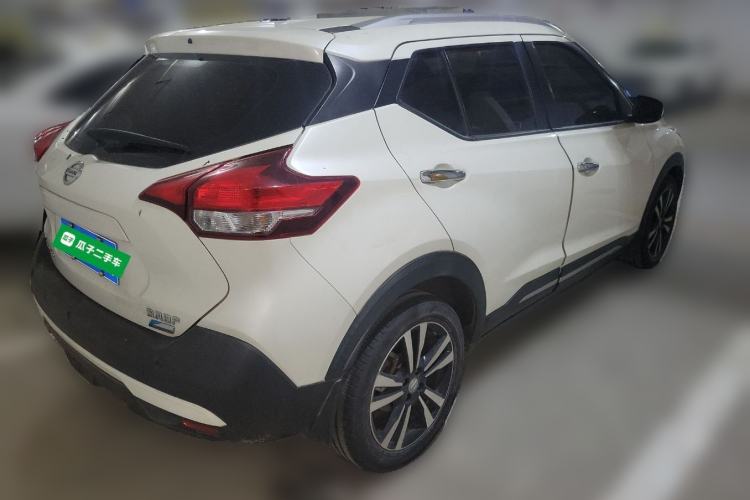 Used Nissan Kicks 2018 1.5L CVT Smart Connect Luxury Edition
