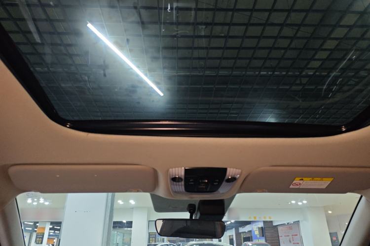 Used Kia Seltos 2023 1.5L CVT Luxury Edition Headliner